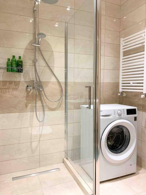 טביליסי Gg Home - Cozy 1 Bedroom Apartment On Kazbegi Avenue 15 מראה חיצוני תמונה